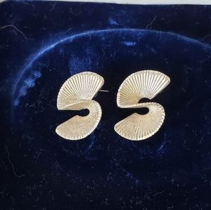 Mexican sterling silver S-curve post earrings